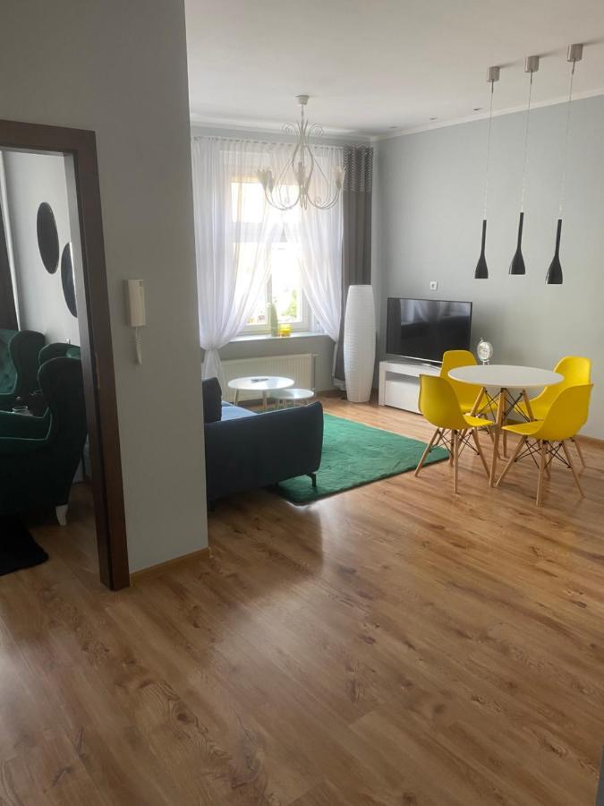 Apartament Jednosci Zielona Góra Exterior foto